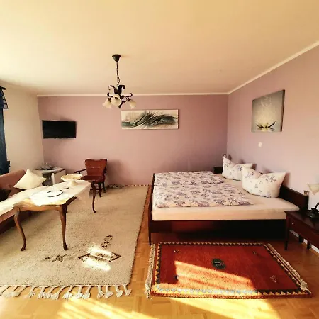 Homestay Hisa Korazija *