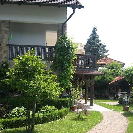 Homestay Hisa Korazija *