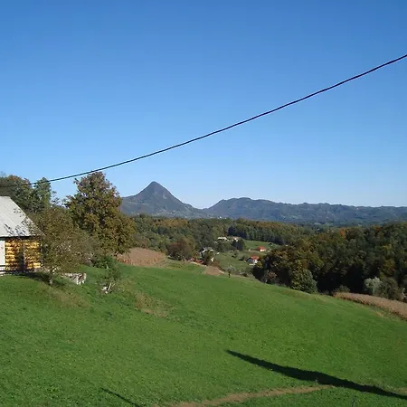 Hisa Korazija ロガシュカ・スラティナ